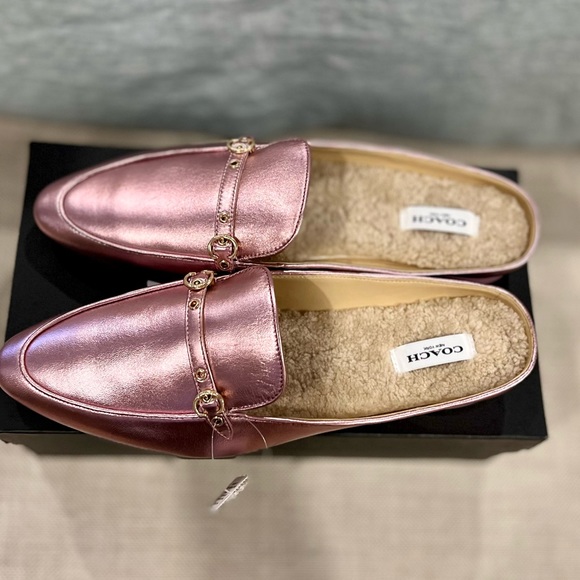 Coach Irene Shearling Metallic Pink
Leather Mules size 9.5 - Picture 11 of 11